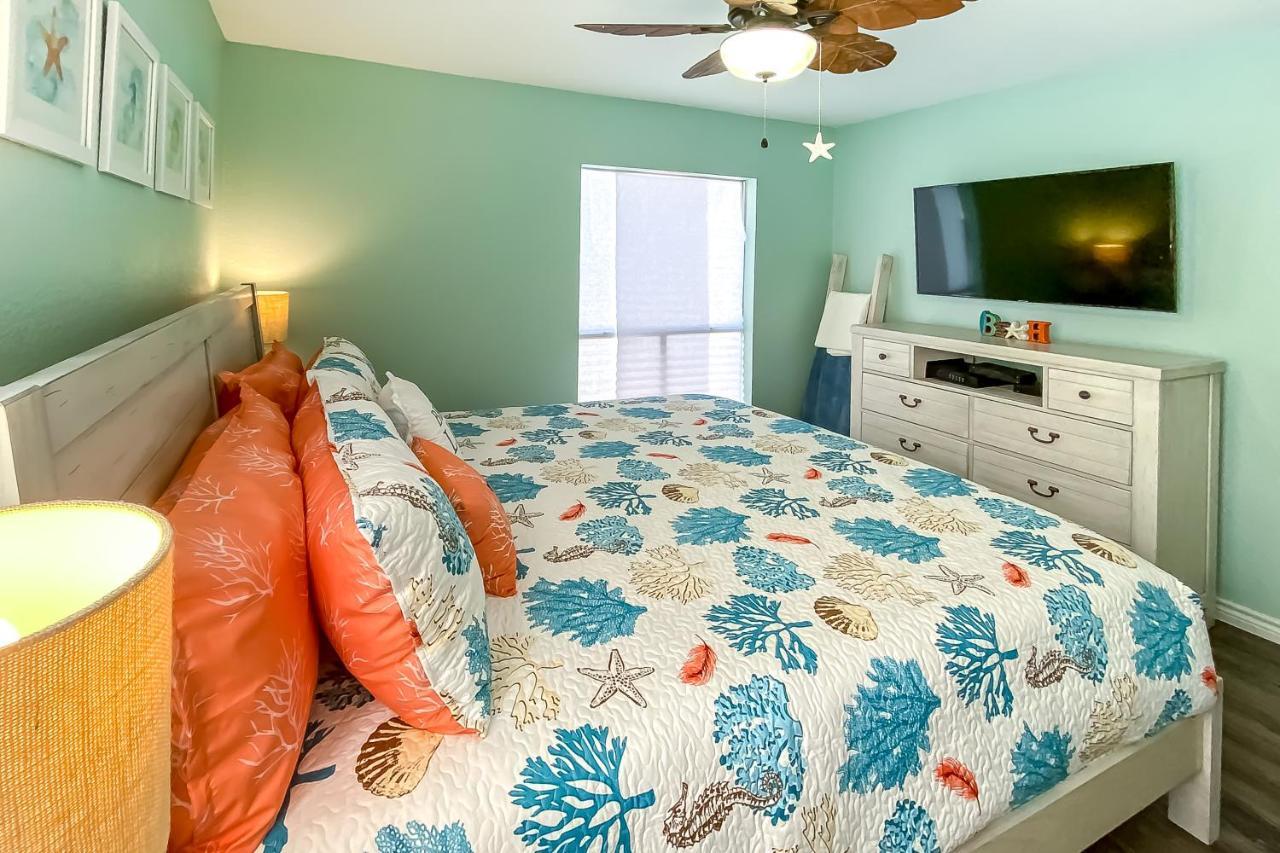 Beach Club Condos Corpus Christi Room photo